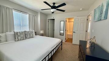 3 bedrooms, iron/ironing board, WiFi, bed sheets