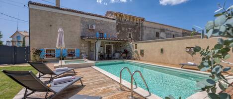 蜜月單棟房屋, 多間臥室, 2 間浴室 (Foska Country Home with Pool) | 泳池 | 季節性室外泳池、暖水池