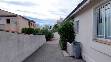 Enceinte de lâhĂ©bergement