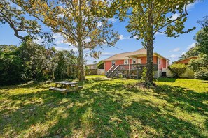 House, 2 Bedrooms | Property grounds - 2340 Grand Oaks Ln 2 Bedroom Home by RedAwning (Panama City Beach)