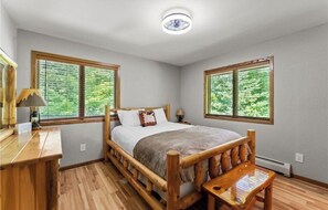3 bedrooms, travel crib, free WiFi, bed sheets