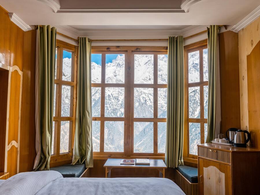 Executive Double Room, Mountain View | Living area