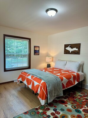 2 quartos, Wi-Fi de cortesia, roupa de cama