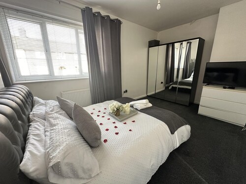 Experience London With Easy