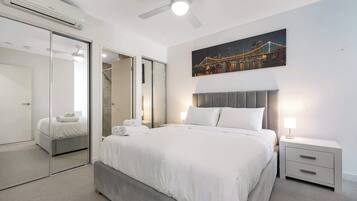 2 bedrooms, iron/ironing board, Internet