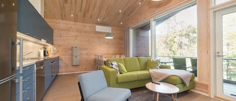 Een smart-tv en een open haard