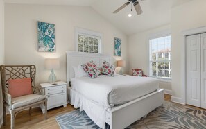 7 habitaciones, tabla de planchar con plancha, wifi y ropa de cama 