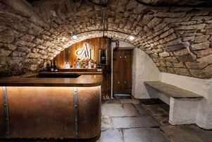 Bar (en la propiedad)