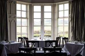 Free daily full breakfast - Aynsome Manor (Grange-over-Sands)