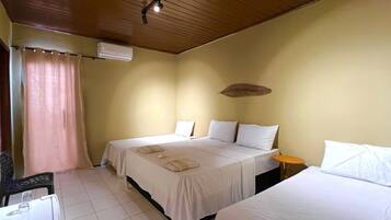 9 bedrooms, WiFi, bed sheets