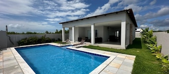 Casa Beira Mar com Piscina, Churrasqueira - Praia de Touros - RN - Petfriendly