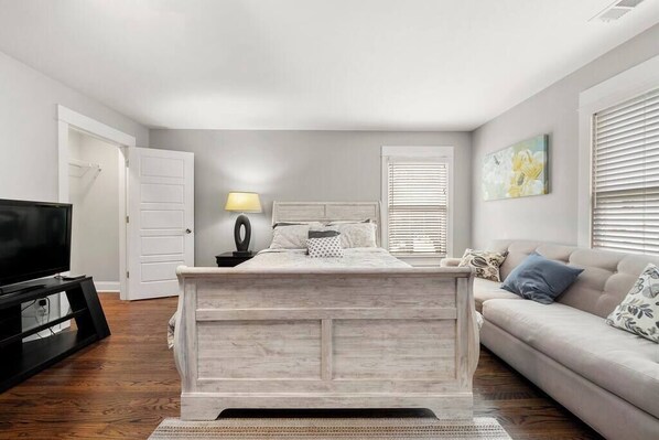 Interior - Lovely Cozy Studio in Heart of Atlanta (Atlanta)