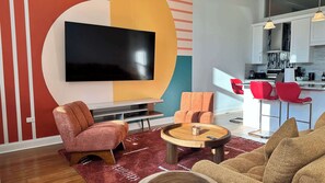Televisión, oficina