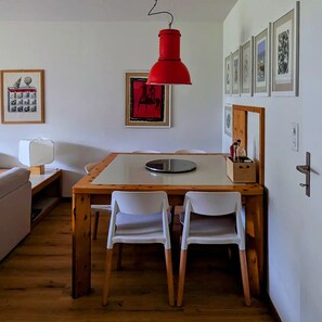 Dining - Private balcony with views to the Matterhorn  (Zermatt)