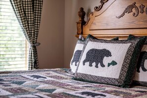 3 Schlafzimmer, Schreibtisch, Reisekinderbett, kostenloses WLAN