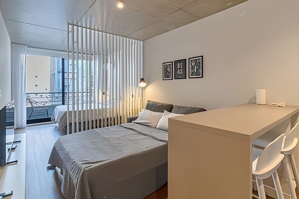 1 bedroom, iron/ironing board, Internet, bed sheets