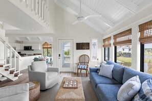Smart TV - Villa 16 Renovated 2024 Water and Golf Views Beautiful Decor BHI Club (Bald Head Island)