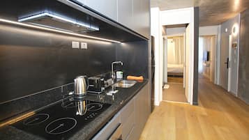Fridge, microwave, oven, toaster