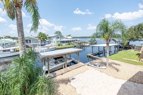 Waterfront, Private Boat Dock, Paddle board, Near Springs