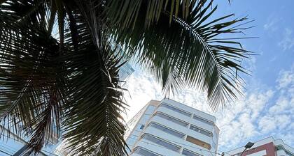 Pé na Areia Praia do Caiçara