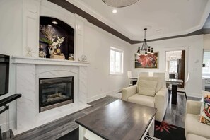 TV, fireplace, offices