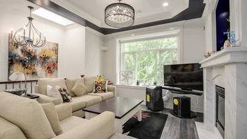 TV, fireplace, offices