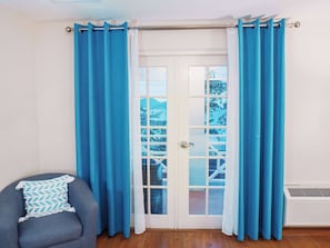 Standard Room, 1 Double Bed, Non Smoking | Premium bedding, Tempur-Pedic beds, in-room safe, individually furnished