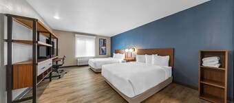 Everhome Suites Ontario