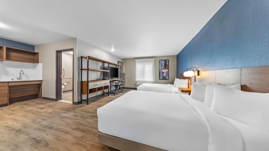 Everhome Suites Ontario