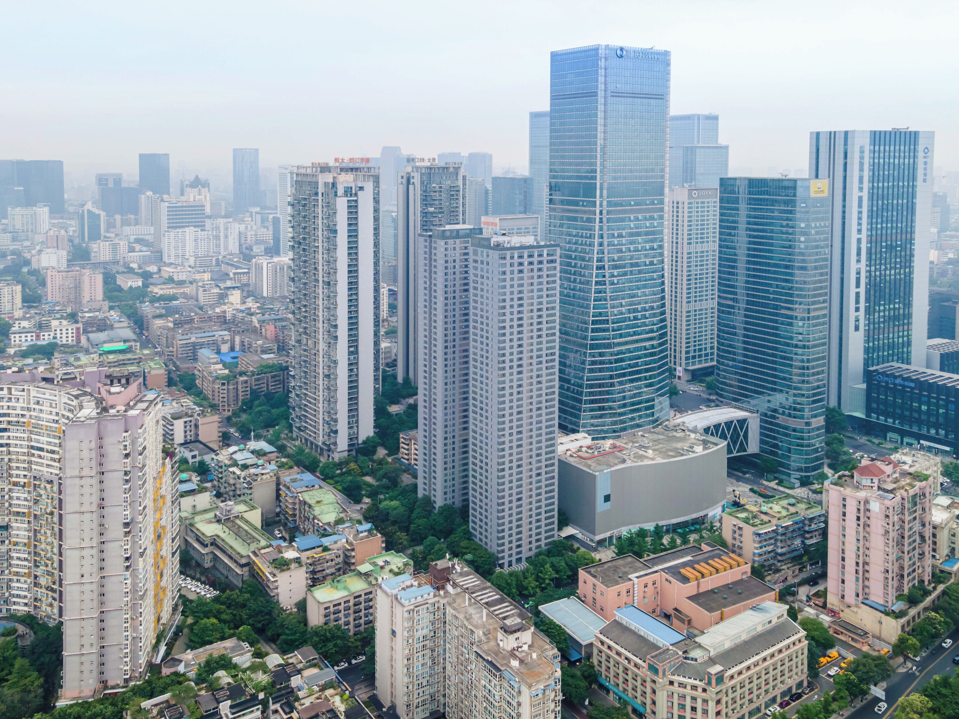 Thành phố nhìn từ nơi lưu trú