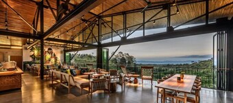 Sky Studio Panoramic Volcano Views