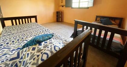 3-bedroom house in adorable Maipu with WiFi, fitness room