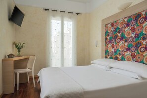 Habitación Deluxe con 1 cama matrimonial o 2 individuales, balcón | Wifi gratis 