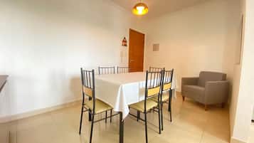 Apartment | Dining