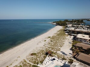 ビーチ、サンラウンジャー、ビーチタオル