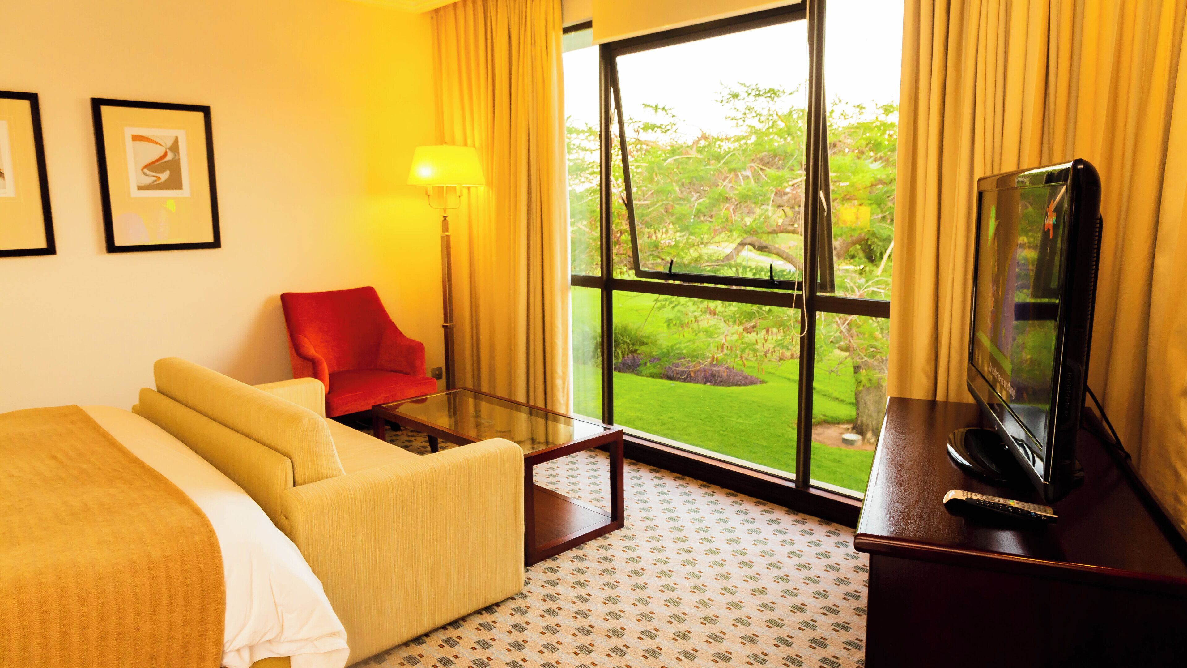 Premium bedding, Select Comfort beds, minibar, laptop workspace