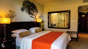 Standard Double Room | Premium bedding, Select Comfort beds, minibar, laptop workspace