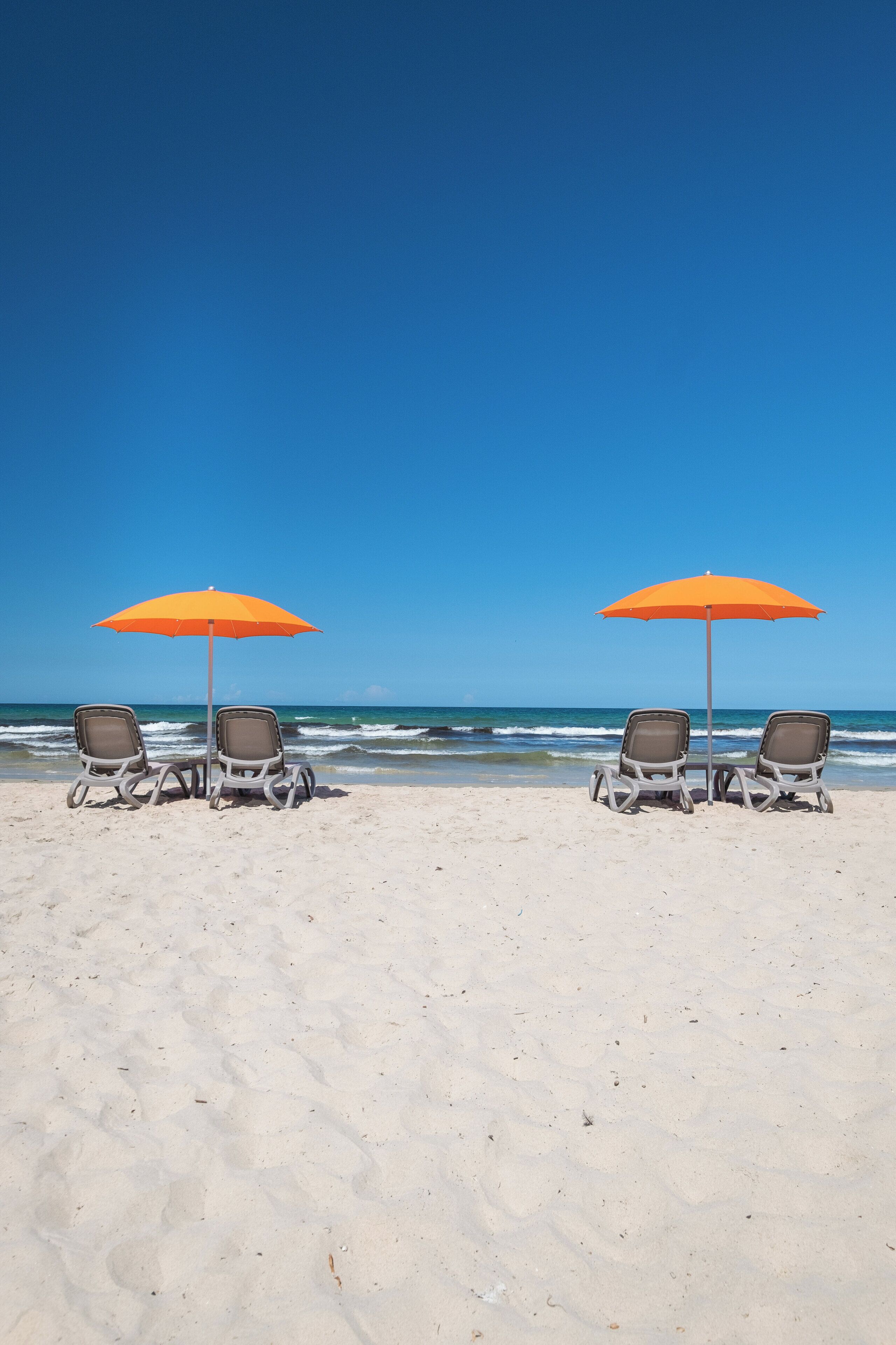 Sulla spiaggia, sabbia bianca, navetta gratuita per la spiaggia