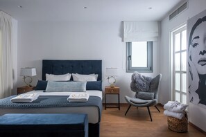 5 bedrooms, iron/ironing board, WiFi, bed sheets - Spacious 5-bedroom villa in tranquil Agkisaras Hersonisos with AC, WiFi (Agkisaras Hersonisos)