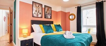 The Sleek Nottingham Gem with Balcony