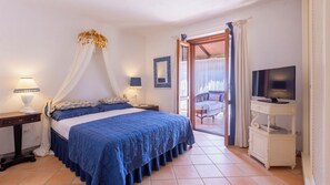 5 bedrooms, iron/ironing board, free WiFi, bed sheets - Villa Bambù 9+2, Emma Villas (Maratea)
