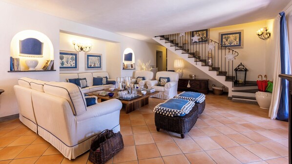 Interior - Villa Bambù 9+2, Emma Villas (Maratea)