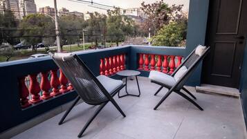 Deluxe Room | Terrace/patio
