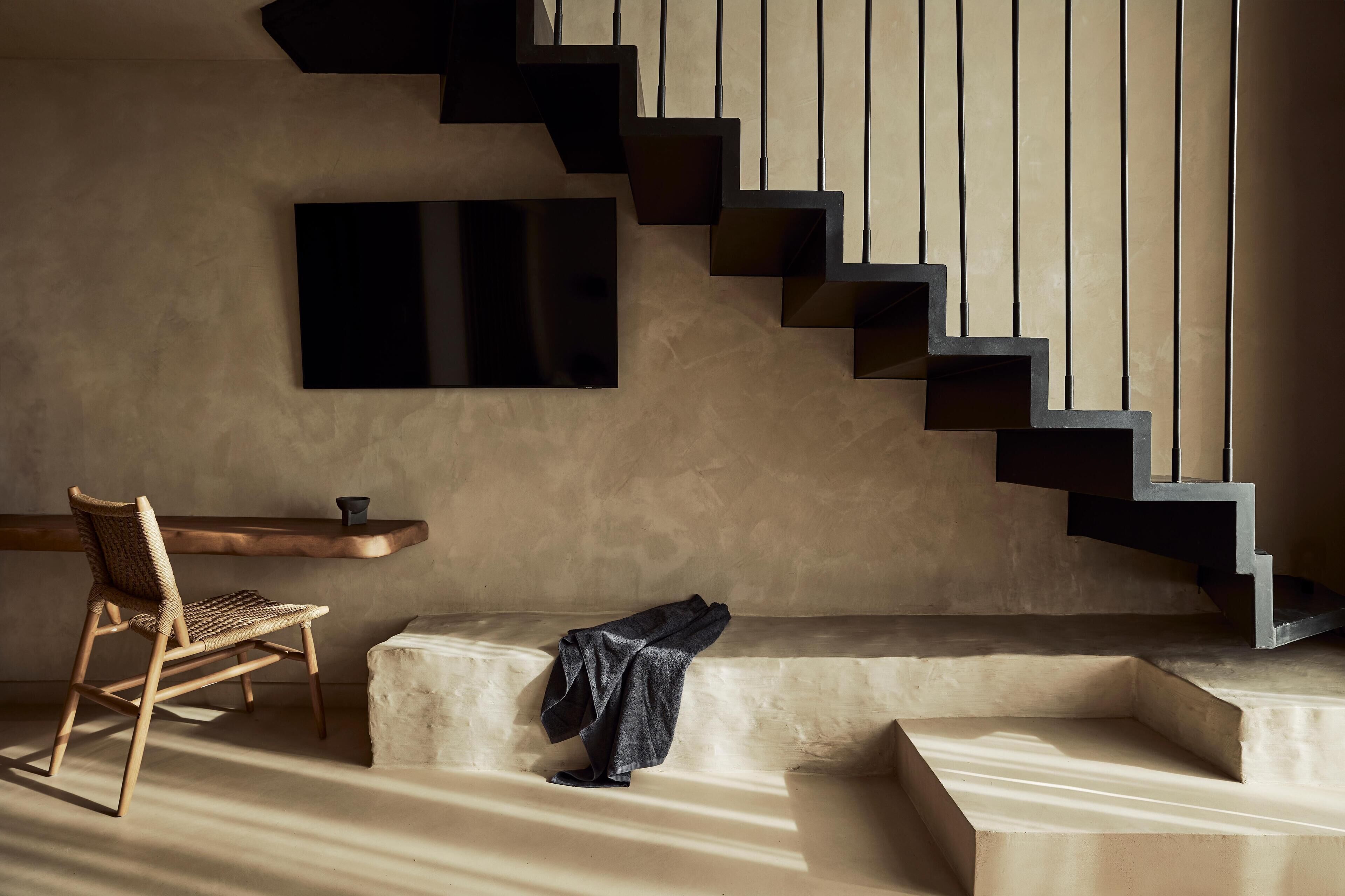 Suite (Loft) | Minibar, desk, free WiFi, bed sheets