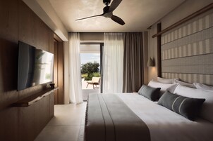 Minibar, escritorio, sistema de insonorización y wifi gratis 