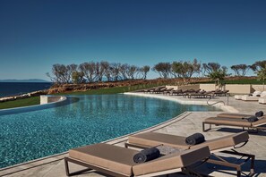 Indoor pool, 2 outdoor pools - Zélia Halkidiki, part of Destination by Hyatt - Adults Only (Nea Propontida)