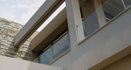 Blending serene surroundings with luxurious comfort