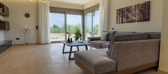 Blending serene surroundings with luxurious comfort