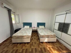 4 bedrooms