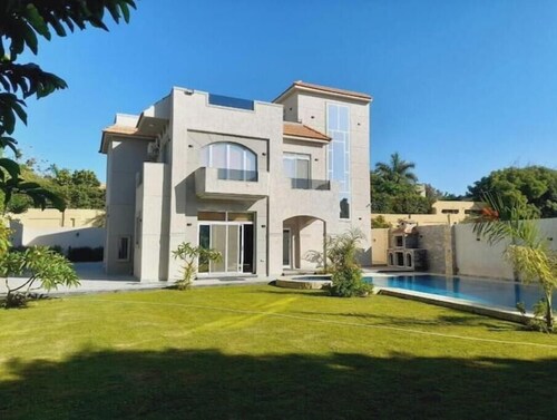Hotel Villa in King Mariout